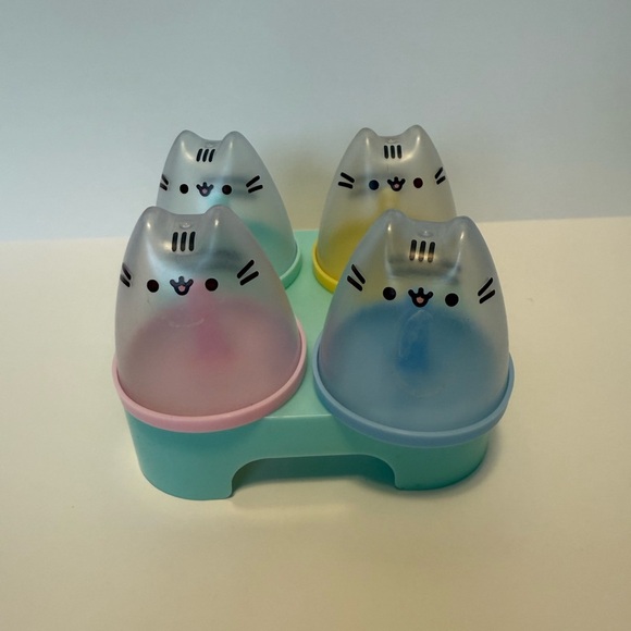 Pusheen Popsicle Mold Set - Picture 1 of 6